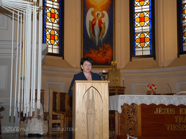 Direktorė A. Naudžiūnienė