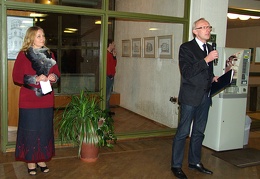 KAVB Kultūros renginių ir leidybos gr. vadovė R. Tamoliūnienė ir Kauno r. savivaldybės mero patarėjas Z. Kalesinskas