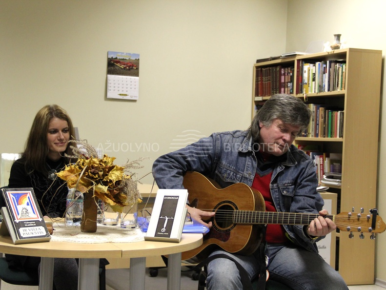 Edmundas Janušaitis žinomas ir kaip bardas