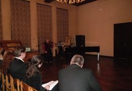 13. Savo kūrybos romansą J. Indrai dovanoja kompozitoriaus draugė Aldona Baltrūnienė.