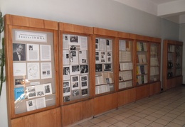 17. Paroda &quot;Operos solistas, kompozitorius ir dirigentas Juozas Indra&quot;.