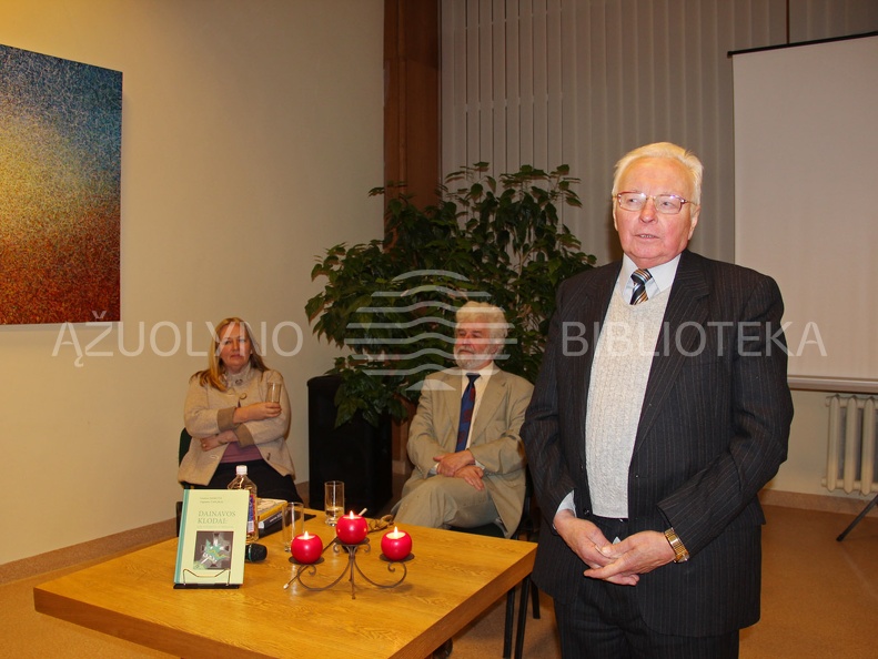 Kultūrologas Domas Akstinas savo kalbą baigė žodžiais: "Kurt Lietuvą, o kartu ir kurt save"