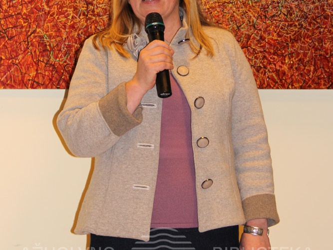 Svečius pristatė KAVB Kultūros renginių ir leidybos skyriaus vadovė Rimanta Tamoliūnienė