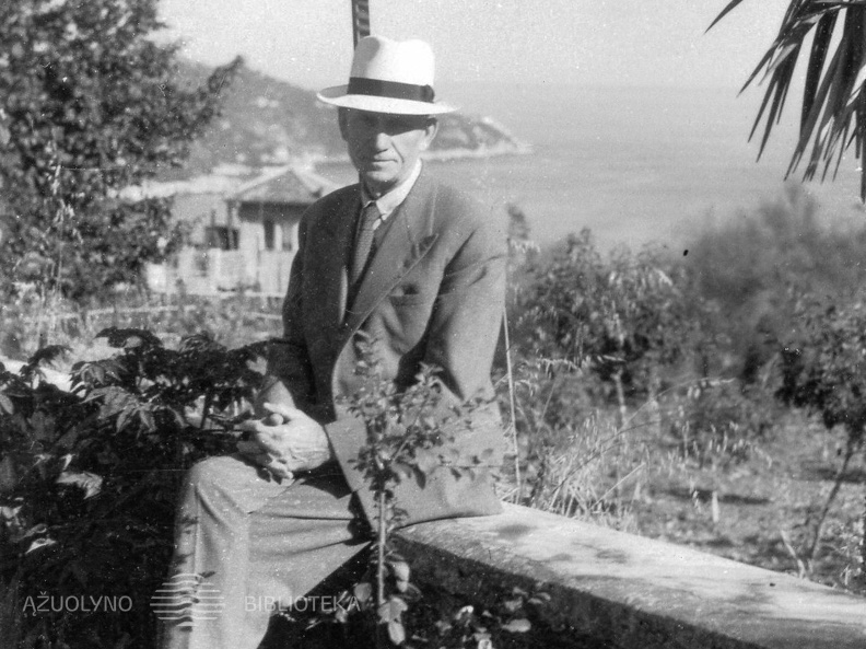 Jurgis Savickis svečiuojasi viloje "Amerika" Villefranche-sur-Mer, Prancūzijos Rivjeroje