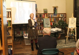 Prisimena Nacionalinio Kauno dramos teatro aktorė Aušra Keliuotytė.