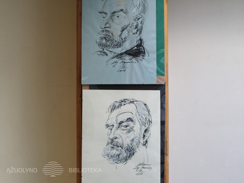 Grafiko Romualdo Čarnos piešti Algimanto Masiulio portretai. 2001 m.
