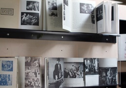 Leidinių ir dokumentų parodos "Algimantą Masiulį prisimenant..." fragmentas