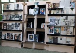 Leidinių ir dokumentų parodos "Algimantą Masiulį prisimenant..." stendas